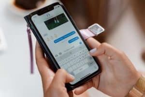 comment envoyer un gif par sms guide complet pour android et iphone 1